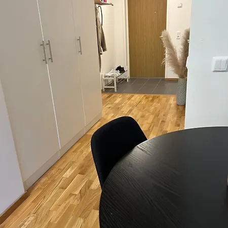 Enkel Lagenhet I Hyllie Lägenhet *